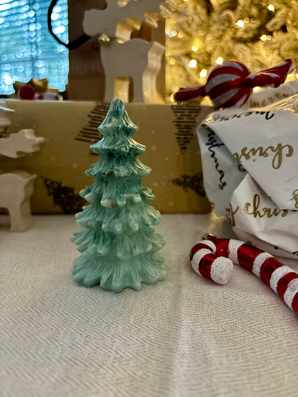 THE WINTER TREE
