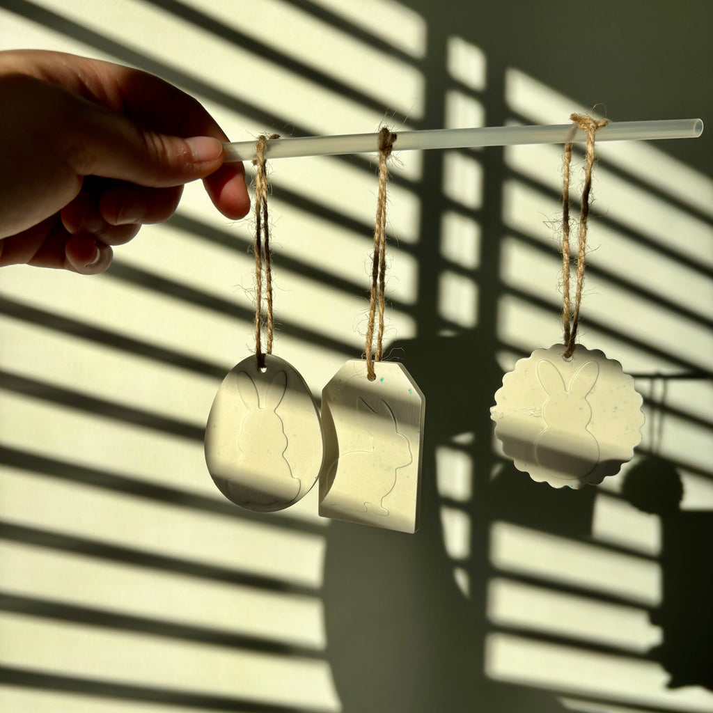 THE DULCE PASCUA HANGER SET