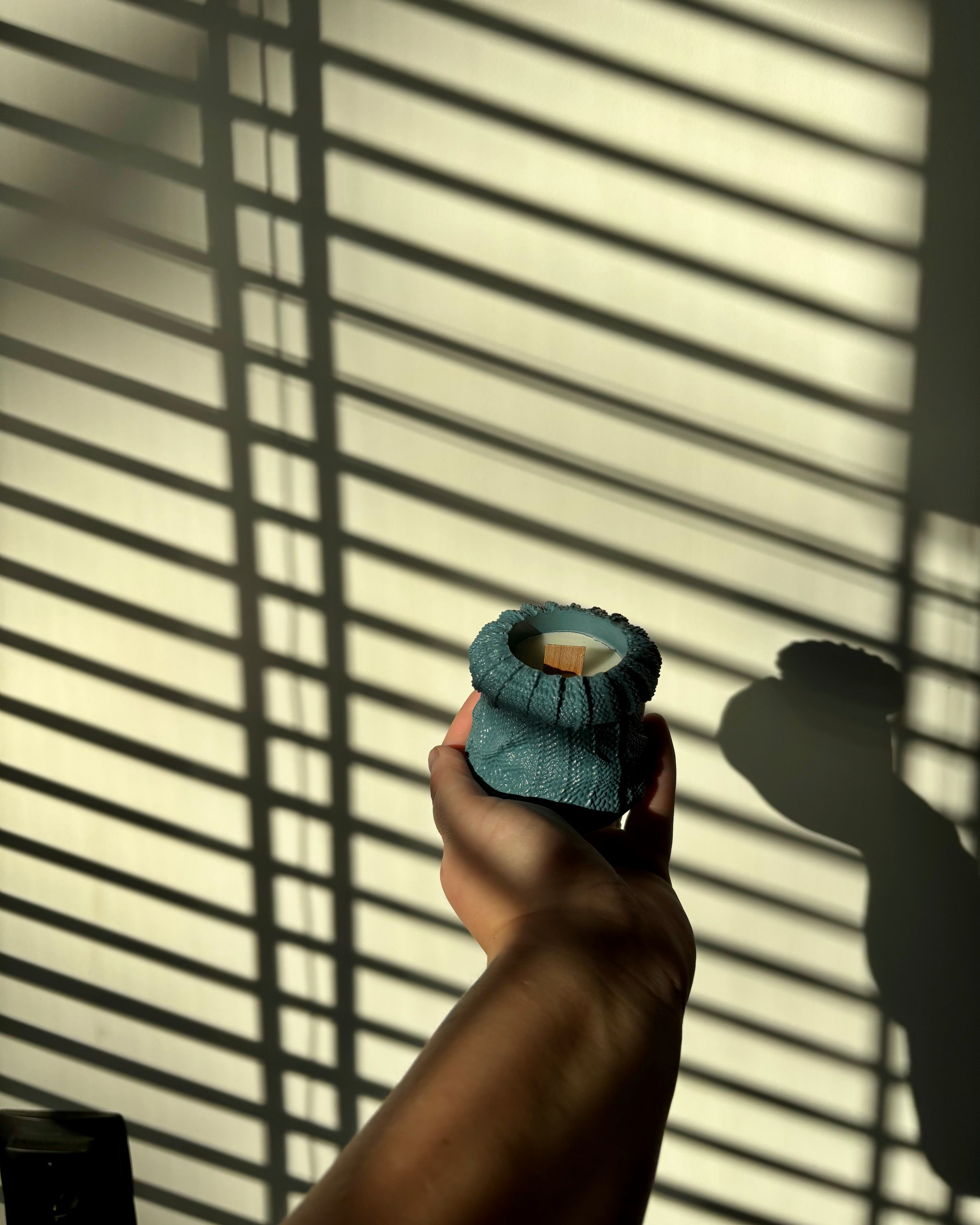 THE COZY SWEATER CANDLE